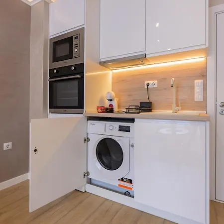 Cappuccino With Netflix Apartment *